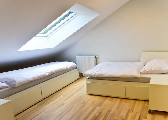 Dwupoziomowy Z Sauną - Apartamentuj Apartament